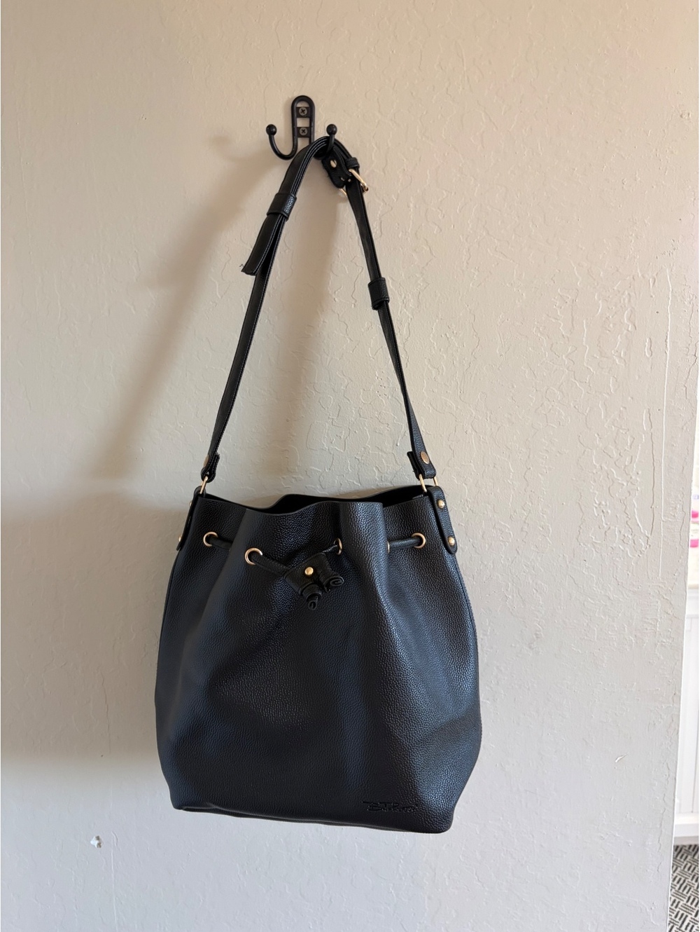 Bob Russo drawstring bag